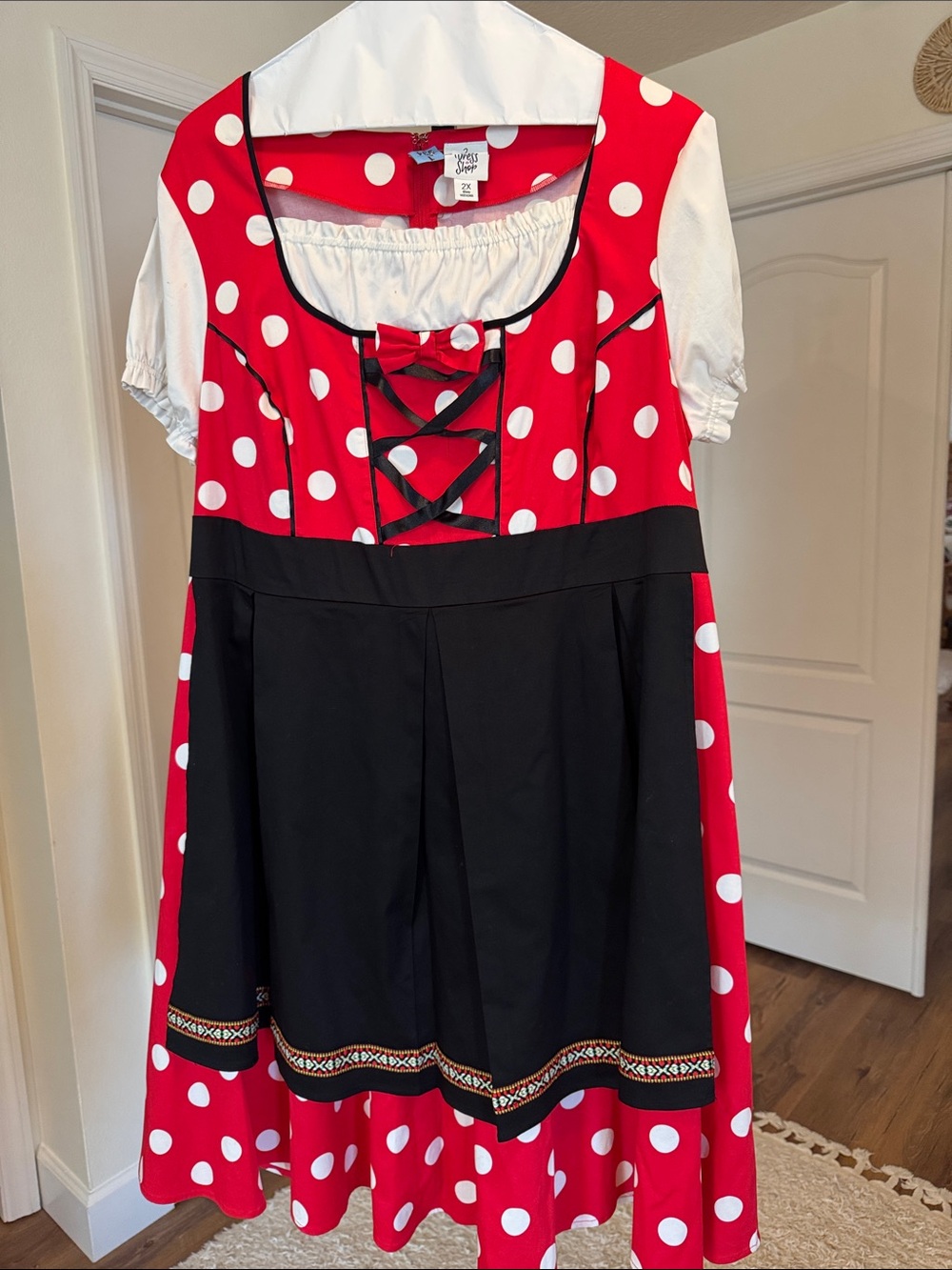 Disney The Dress Shop Minnie Mouse Germany Dirndl - Size XXL
